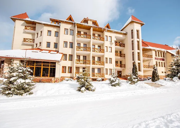 Захар БеркутГотель